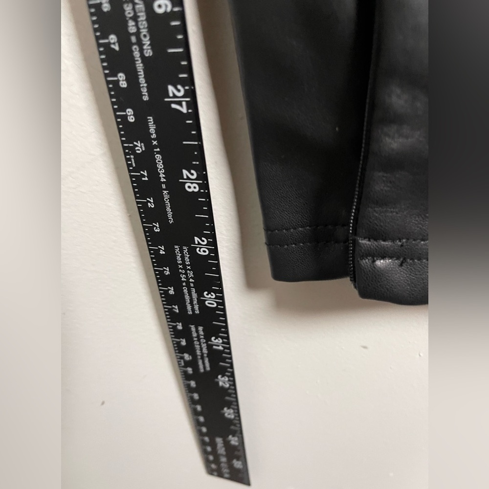 House Of CB London faux Leather Black Pants Size Large NWT - Picture 7 of 11